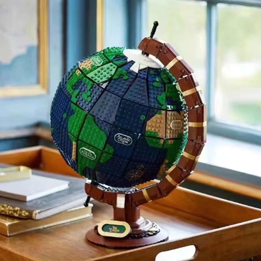 2022 NEW The Globe 2585PCS Compatible 21332 Ideas Globe Map Model Building Blocks Bricks Technical MOC Bricks Toys for kids Gift
2022 NEW The Globe 2585PCS Compatible 21332 Ideas Globe Map Model Building Blocks Bricks Technical MOC Bricks Toys for kids Gift