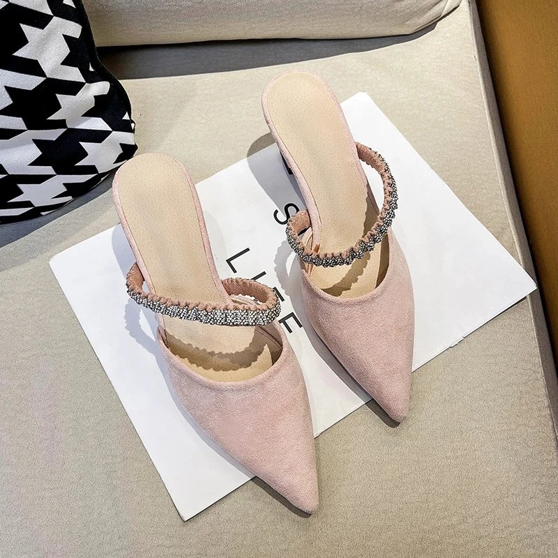 2023 New Spring One-word Drill with Pointed Toe Back Air Stiletto Toe High-heeled Sandals Woman Shoes High Heels Sexy Casual
2023 New Spring One-word Drill with Pointed Toe Back Air Stiletto Toe High-heeled Sandals Woman Shoes High Heels Sexy Casual