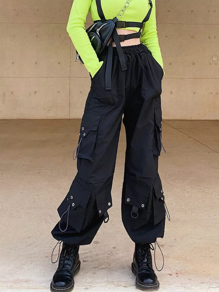 Gothic Cargo Pants Women Hippie Streetwear Pockets Black Trousers Female Hip Hop Oversize Harajuku High Waist Techwear
Gothic Cargo Pants Women Hippie Streetwear Pockets Black Trousers Female Hip Hop Oversize Harajuku High Waist Techwear