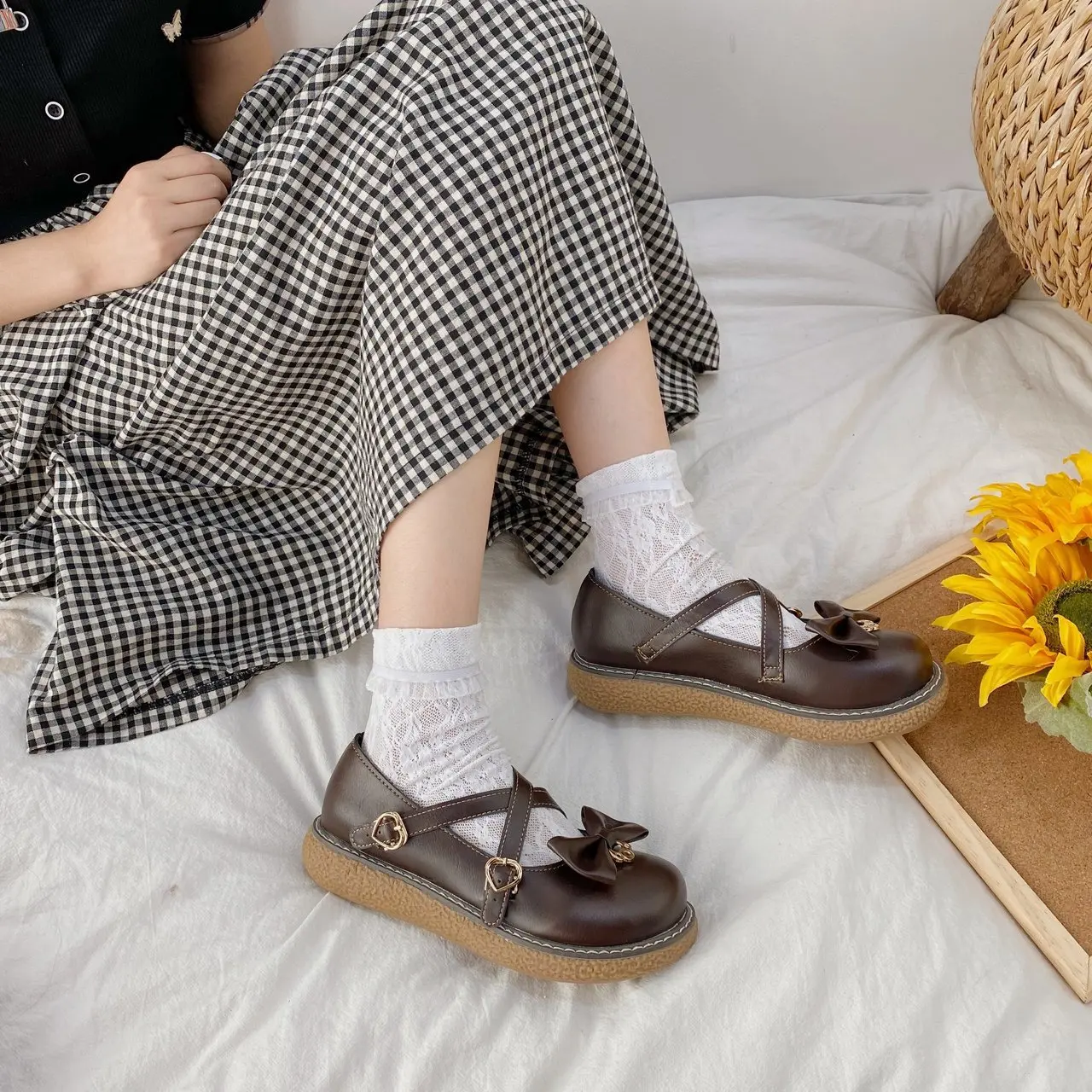 Lolita Spring and Autumn Female Round Head Cute Soft Girl Uniform Jk Low Heel Big Head Doll Shoes Loli Imitation Leather Shoes
Lolita Spring and Autumn Female Round Head Cute Soft Girl Uniform Jk Low Heel Big Head Doll Shoes Loli Imitation Leather Shoes