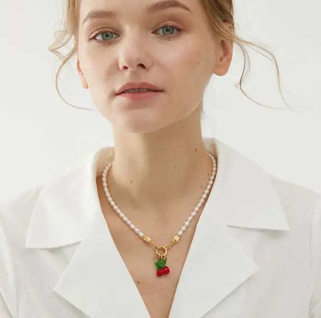 Timeless Wonder Gorgeous Natural Pearl Cherry Chains Necklace for Women Designer Jewelry Punk Korean Rare Gothic Gift Cute 5461
Timeless Wonder Gorgeous Natural Pearl Cherry Chains Necklace for Women Designer Jewelry Punk Korean Rare Gothic Gift Cute 5461