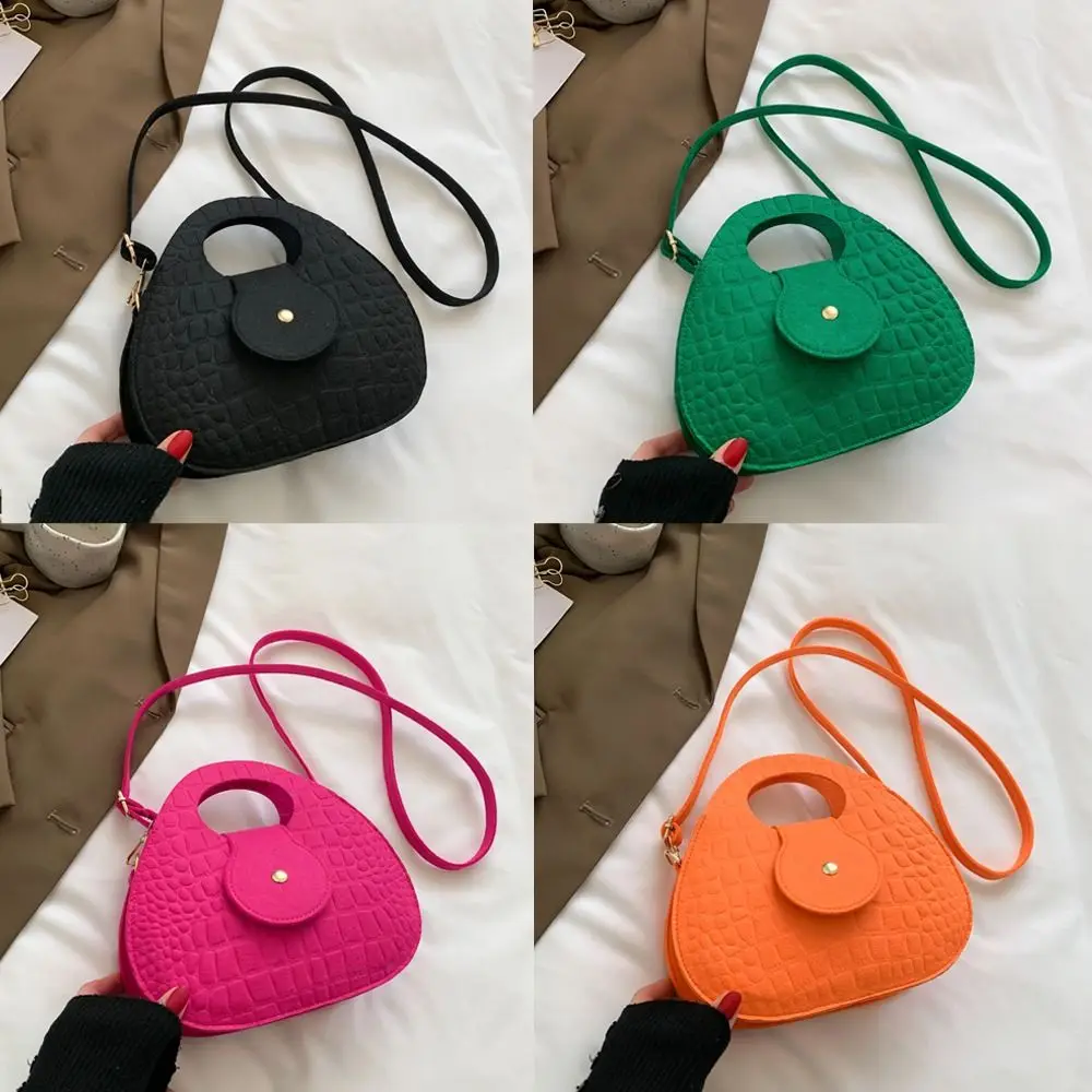 Top-handle Designer Underarm Bags Trend Crocodile Grain Moon Shape Shoulder Bag Felt Solid Color Ultralight Tote Bag Women Lady
Top-handle Designer Underarm Bags Trend Crocodile Grain Moon Shape Shoulder Bag Felt Solid Color Ultralight Tote Bag Women Lady