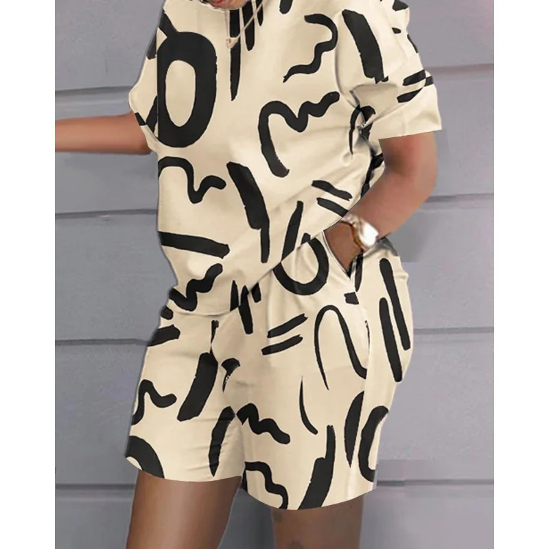 Woen Casual T-Shirt Two Pieces Set 2023 Suer Fashion Short Sleeve Letter Printed Suit Feale O Neck Pocket Top Shorts Outfit
Woen Casual T-Shirt Two Pieces Set 2023 Suer Fashion Short Sleeve Letter Printed Suit Feale O Neck Pocket Top Shorts Outfit