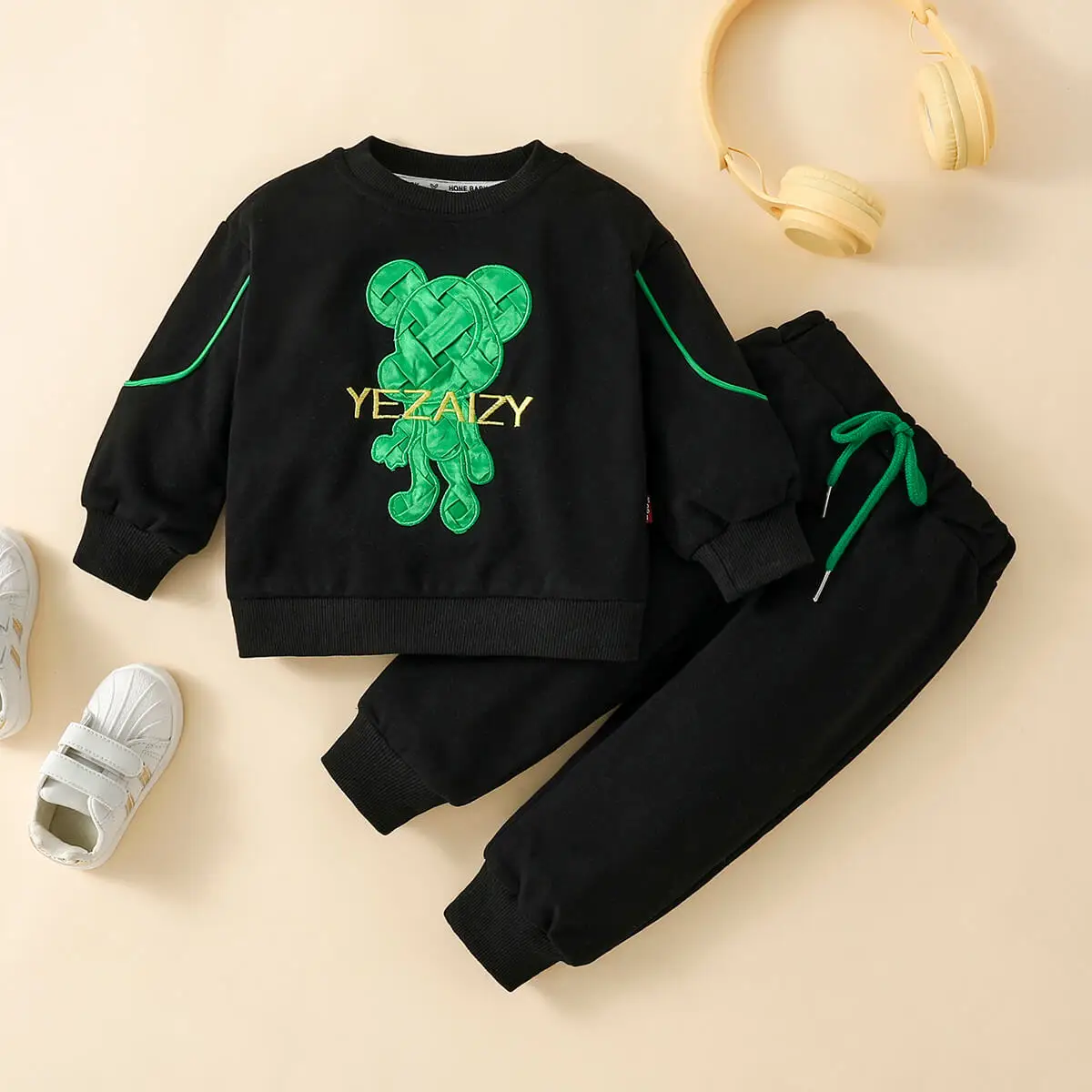 hibobi Toddler Letter Cartoon Printed Solid Color Sweater And Pants Autumn Fashion Boy Clothes Cotton Long Sleeve 2pcs Tracksuit
hibobi Toddler Letter Cartoon Printed Solid Color Sweater And Pants Autumn Fashion Boy Clothes Cotton Long Sleeve 2pcs Tracksuit