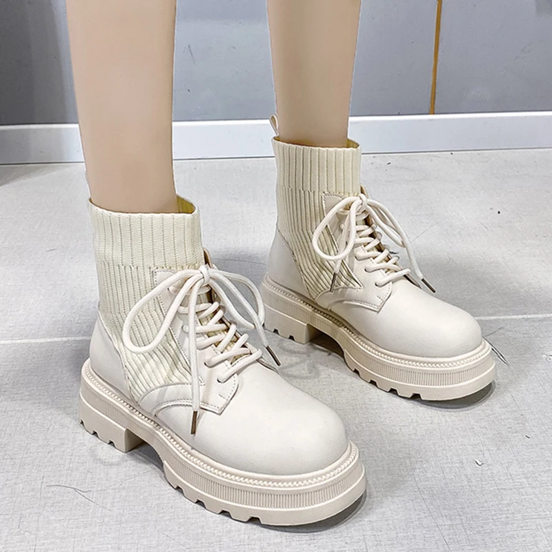 Short Plush Chunky Platform Ankle Boots 2022 Autumn Winter Patchwork Knitted Sock Boots Woman Lace Up Thick Heeled Shoes Female
Short Plush Chunky Platform Ankle Boots 2022 Autumn Winter Patchwork Knitted Sock Boots Woman Lace Up Thick Heeled Shoes Female