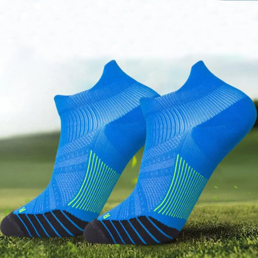 3 Colors New Anti-sweat Unisex Sport Socks Women Men Short Tube Breathable Socks Outdoor Running Basketball Soccer Sports Socks
3 Colors New Anti-sweat Unisex Sport Socks Women Men Short Tube Breathable Socks Outdoor Running Basketball Soccer Sports Socks