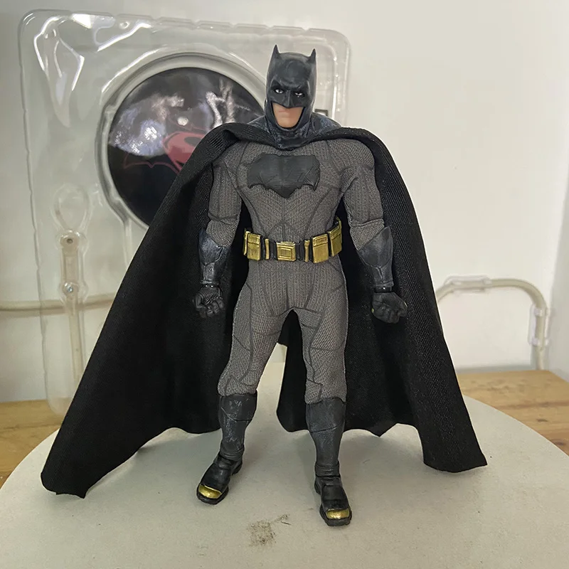 In Stock Mezco One:12 Batman Action Figure Bruce Wayne Collective High Quality Bjd Toys Doll Kids Christmas Gift Free Shipping
In Stock Mezco One:12 Batman Action Figure Bruce Wayne Collective High Quality Bjd Toys Doll Kids Christmas Gift Free Shipping