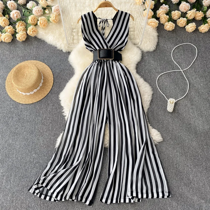 Long Jumpsuit Summer woman Temperament V-neck Chiffon Striped Waist New Korean Version Sleeveless Jumpsuit Wide-leg Jumpsuit
Long Jumpsuit Summer woman Temperament V-neck Chiffon Striped Waist New Korean Version Sleeveless Jumpsuit Wide-leg Jumpsuit