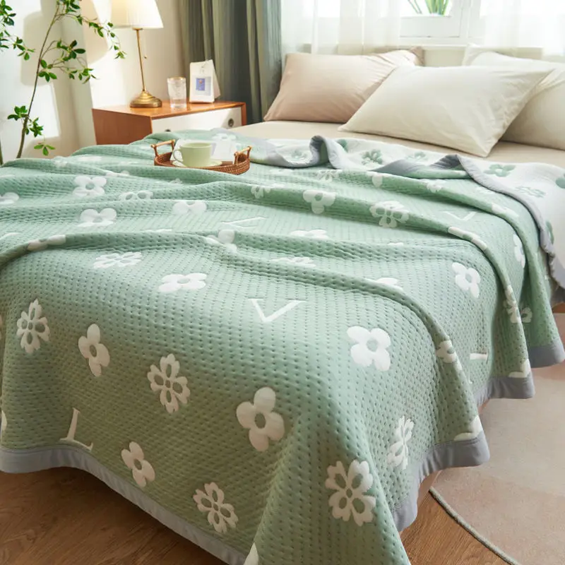 Air conditioning is cool in summer, quilt, towel, nap in summer, sleep, blanket, sofa blanket, available in four seasons
Air conditioning is cool in summer, quilt, towel, nap in summer, sleep, blanket, sofa blanket, available in four seasons