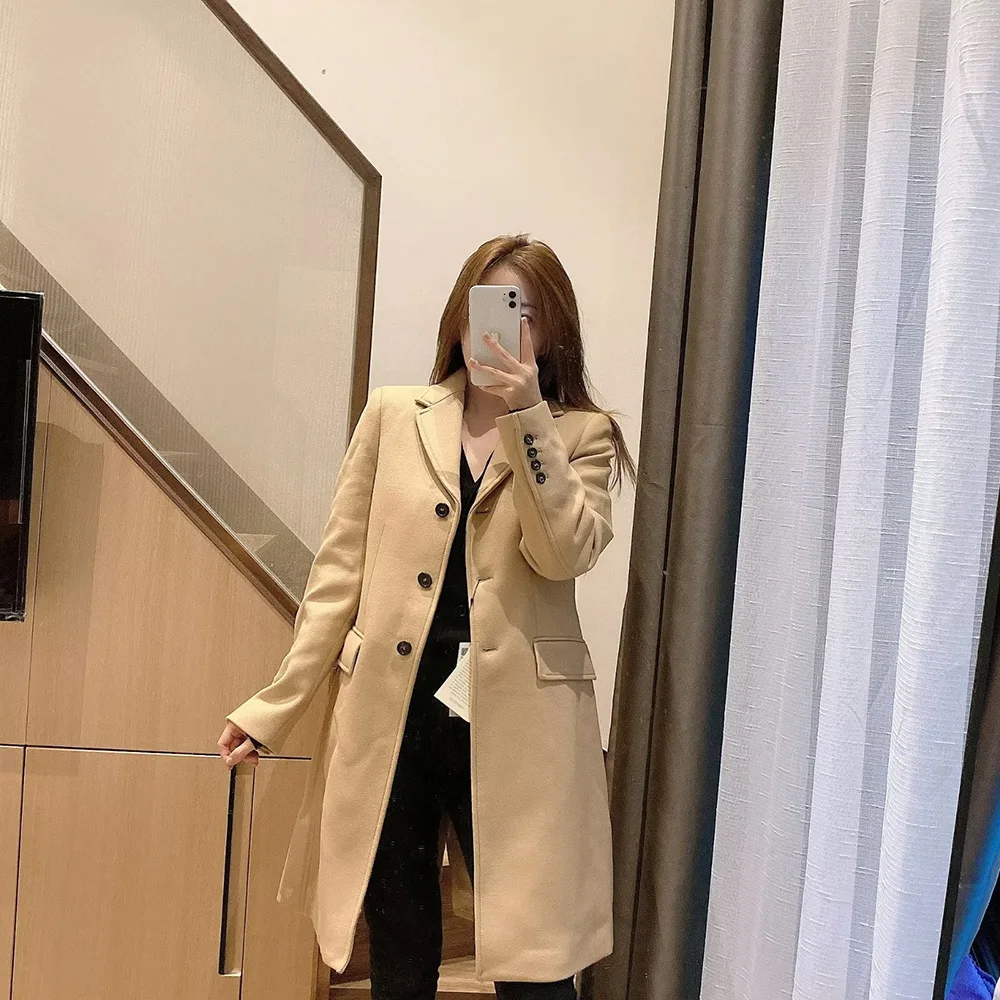 DiYiG Women 2022 New Fashion Woolen Coat Retro Lapel Long Sleeve Single Breasted Pocket Female Outerwear Medium Length Wool Coat
DiYiG Women 2022 New Fashion Woolen Coat Retro Lapel Long Sleeve Single Breasted Pocket Female Outerwear Medium Length Wool Coat