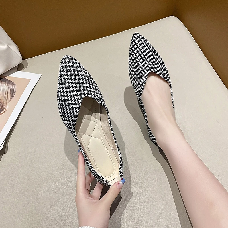Women's Breathable Flats Platform Shoes Woman 2022 Ladies Light Sneaker Women Slip on Loafers Zapatillas Muje Chaussure Femme
Women's Breathable Flats Platform Shoes Woman 2022 Ladies Light Sneaker Women Slip on Loafers Zapatillas Muje Chaussure Femme
