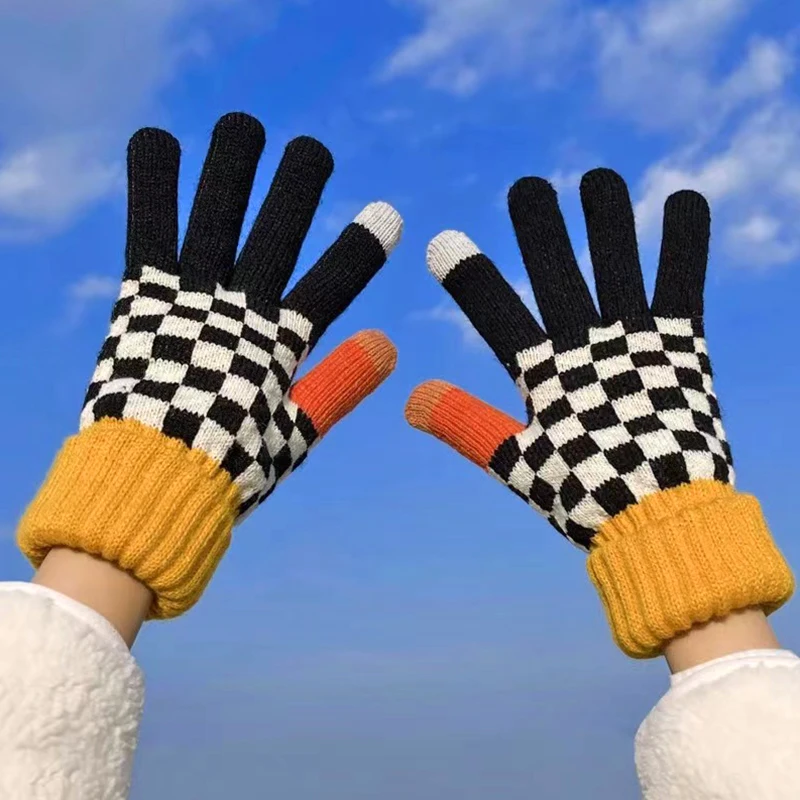 

1 Pair Fashion Contrast Color Checkerboard Grid Gloves Winter Thickened Touch Screen Stripe Split Finger Gloves Warm Accessories