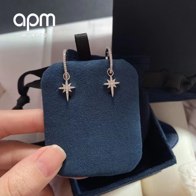 APM Monaco Girls Hexagram Inlaid Crystal Diamond Buling Pendant Earrings Women's High Sense Elegant Fashion Earring Accessories
APM Monaco Girls Hexagram Inlaid Crystal Diamond Buling Pendant Earrings Women's High Sense Elegant Fashion Earring Accessories