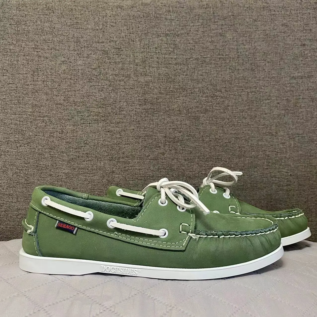Men Authentic Sebago Docksides Shoes - Premium Leather Moc Toe Lace Up Boat Shoes AB002
Men Authentic Sebago Docksides Shoes - Premium Leather Moc Toe Lace Up Boat Shoes AB002