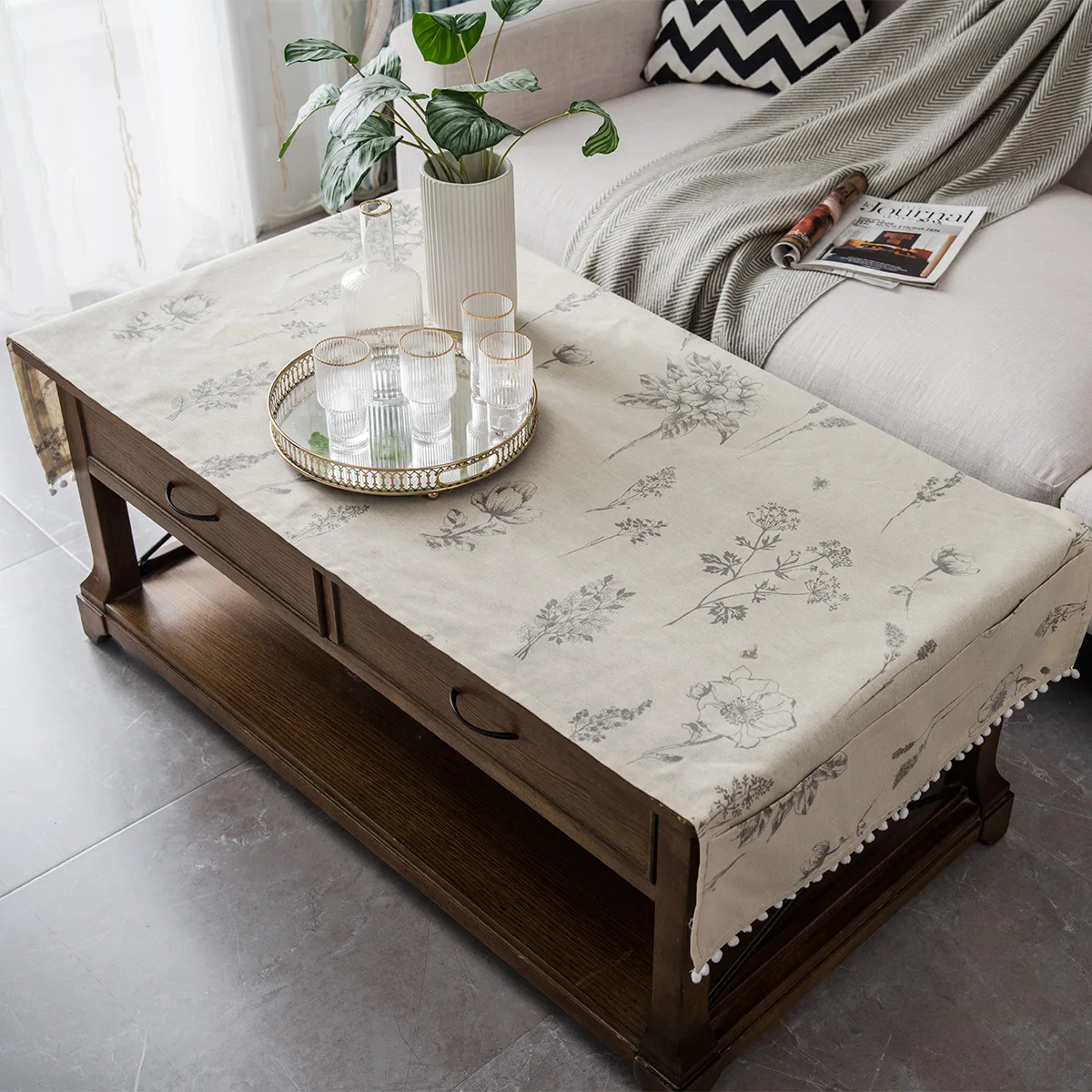 Simple table cloth table cloth cotton linen living room TV cabinet dust cover multi-purpose dust cover towel pocket design
Simple table cloth table cloth cotton linen living room TV cabinet dust cover multi-purpose dust cover towel pocket design