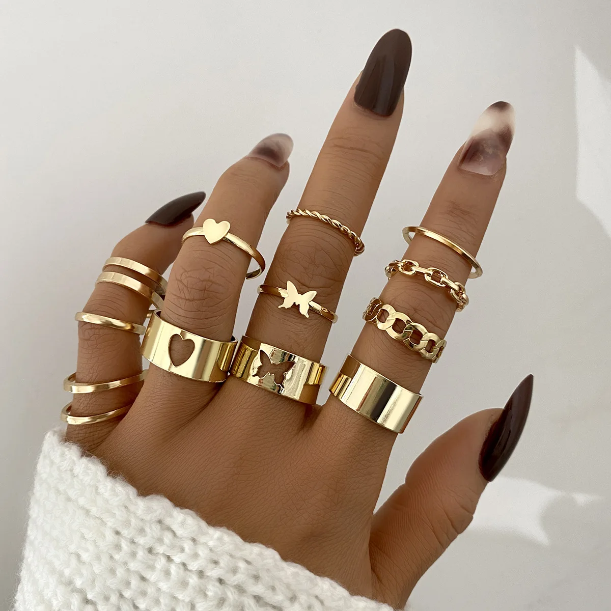 Butterfly and Heart Hollow Out Chain Open Rings Trendy Woman Jewelry 2022 Luxury Designer Wholesale Items For Business Female
Butterfly and Heart Hollow Out Chain Open Rings Trendy Woman Jewelry 2022 Luxury Designer Wholesale Items For Business Female