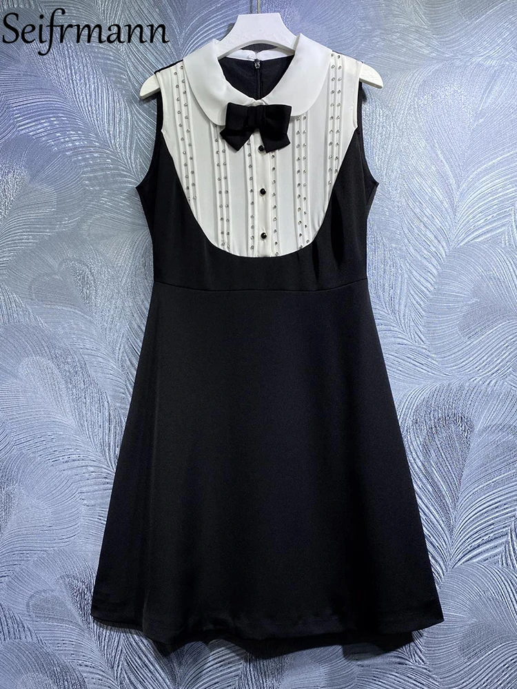 Женское платье-миди без рукавов, с драпировкой и кристаллами 
Женское платье-миди без рукавов, с драпировкой и кристаллами