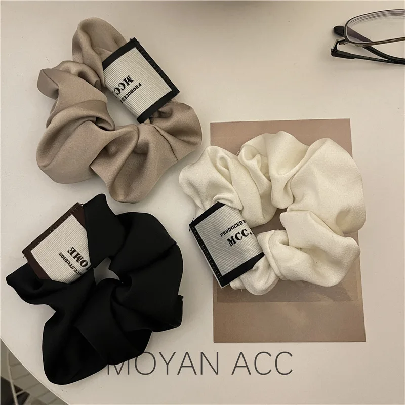 1PCS Elastic Hair Bands Classic Simple Hair Ring Satin Hair Rope Tied Ponytail Head Rope Rubber Band Hair Accessories
1PCS Elastic Hair Bands Classic Simple Hair Ring Satin Hair Rope Tied Ponytail Head Rope Rubber Band Hair Accessories