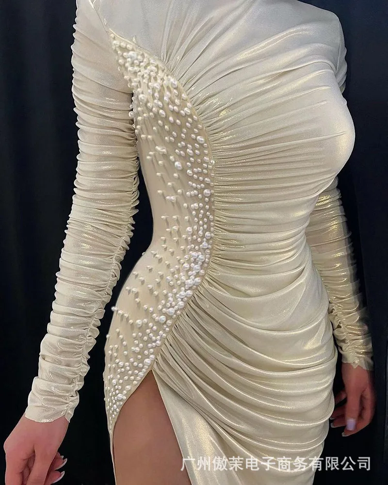 2022 Women's New Dress Champagne Color Long Sleeve Grab Pleated Bubbles Design Measured Split Dress Tight Mini Skirt Party Club
2022 Women's New Dress Champagne Color Long Sleeve Grab Pleated Bubbles Design Measured Split Dress Tight Mini Skirt Party Club