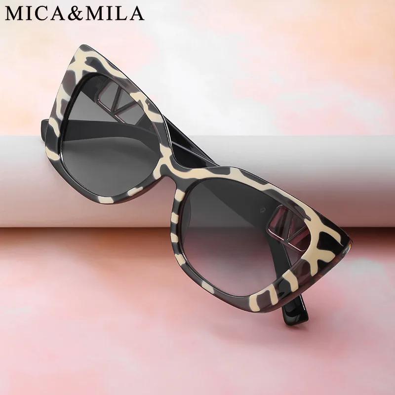New Trendy Fashion Women's Sunglasses Cat Eye Style Frame Elegant Eyewear Designer Brand Vintage Outdoor UV400 Female Eyeglasses
New Trendy Fashion Women's Sunglasses Cat Eye Style Frame Elegant Eyewear Designer Brand Vintage Outdoor UV400 Female Eyeglasses