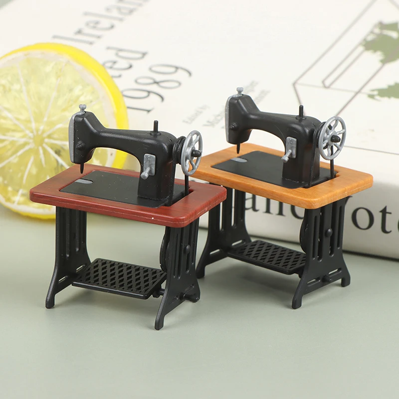 1:12 Dollhouse Miniature Furniture Retro Sewing Machine Knitting Tools Model Doll House Home Decor Toy
1:12 Dollhouse Miniature Furniture Retro Sewing Machine Knitting Tools Model Doll House Home Decor Toy
