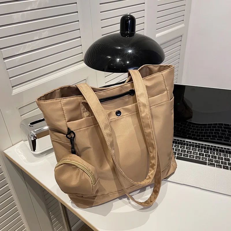 Tote Women's Shoulder Bag Fashion Designer Casual Simple Handbag for Women New Large Capacity Solid Lady Crossbody Bags Shopper
Tote Women's Shoulder Bag Fashion Designer Casual Simple Handbag for Women New Large Capacity Solid Lady Crossbody Bags Shopper