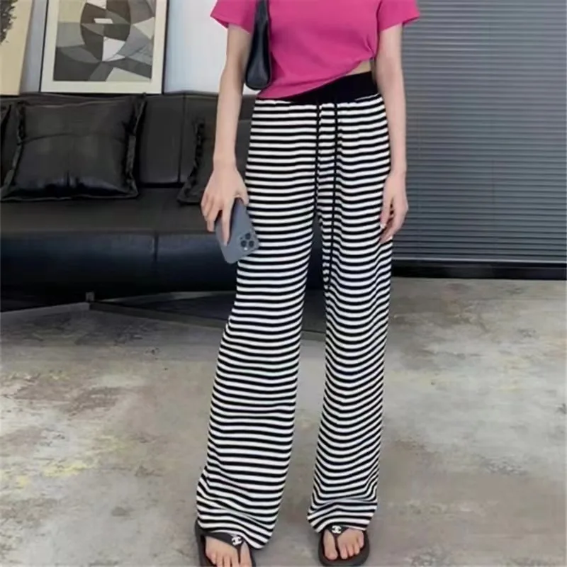 Striped Elastic Waist Casual Trousers for Woman Sweatpants Lounge Wear 2022 Summer Autumn Female Pants Harajuku Kpop
Striped Elastic Waist Casual Trousers for Woman Sweatpants Lounge Wear 2022 Summer Autumn Female Pants Harajuku Kpop