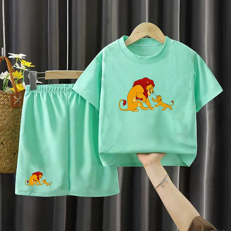 Summer new anime Lion King children's clothing suit O-neck T-shirt + shorts 2-piece sports suit boys and girls 4-14 years old
Summer new anime Lion King children's clothing suit O-neck T-shirt + shorts 2-piece sports suit boys and girls 4-14 years old