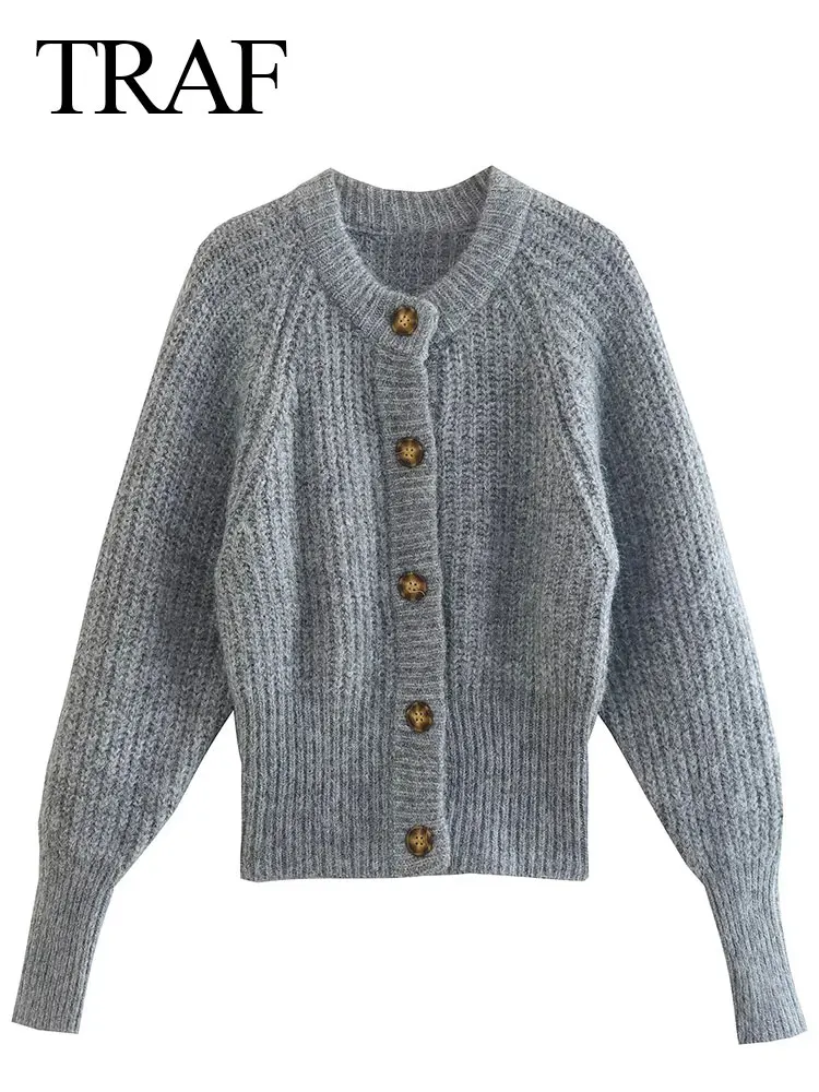 TRAF Autumn Women's Clothing Casual Crew Neck Cardigan Sweater Solid Single Breasted Slim Knitted Coats Female Streetwear
TRAF Autumn Women's Clothing Casual Crew Neck Cardigan Sweater Solid Single Breasted Slim Knitted Coats Female Streetwear