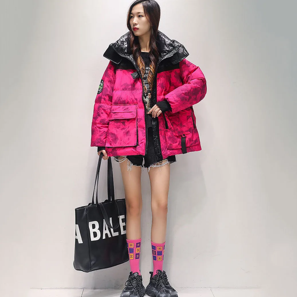 Korean Zipper Puffer Jacket Women's Winter Thicken Hooded Down Parkas 2022 New White Duck Down Coats Fashion Printed Warm Coats 
Korean Zipper Puffer Jacket Women's Winter Thicken Hooded Down Parkas 2022 New White Duck Down Coats Fashion Printed Warm Coats