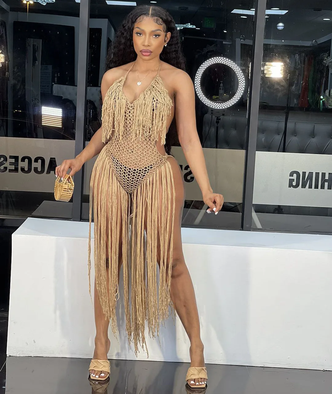 Лето 2023, новинка, сексуальная женская пляжная юбка, комбинезон ручной работы с вязаным крючком, сексуальный купальник-бикини, купальный кос...
Лето 2023, новинка, сексуальная женская пляжная юбка, комбинезон ручной работы с вязаным крючком, сексуальный купальник-бикини, купальный кос...