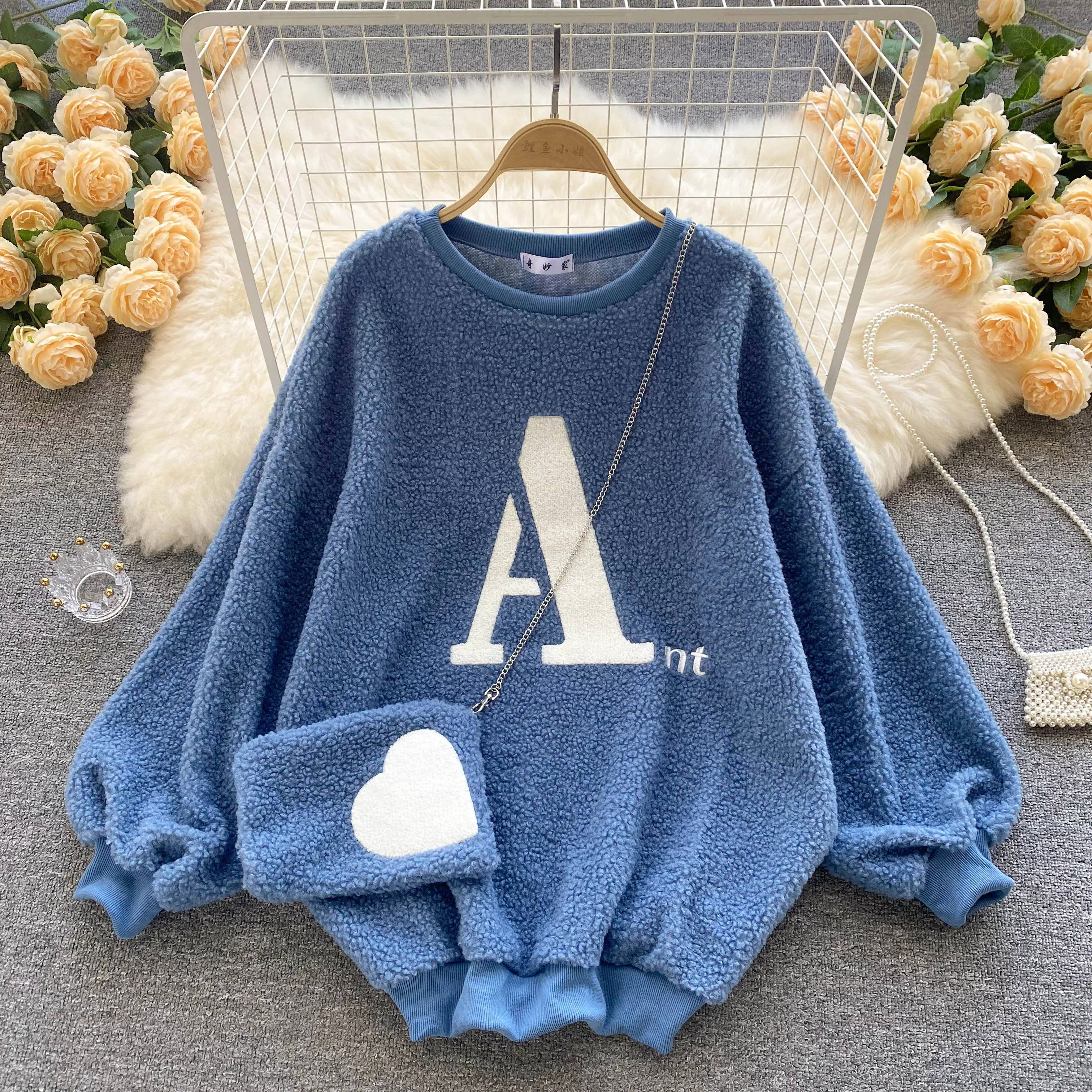 Cashmere round Neck Long-Sleeved Sweater Women's Bag Autumn and Winter Lazy Style Korean Style Loose Pullover Thickened Coat
Cashmere round Neck Long-Sleeved Sweater Women's Bag Autumn and Winter Lazy Style Korean Style Loose Pullover Thickened Coat