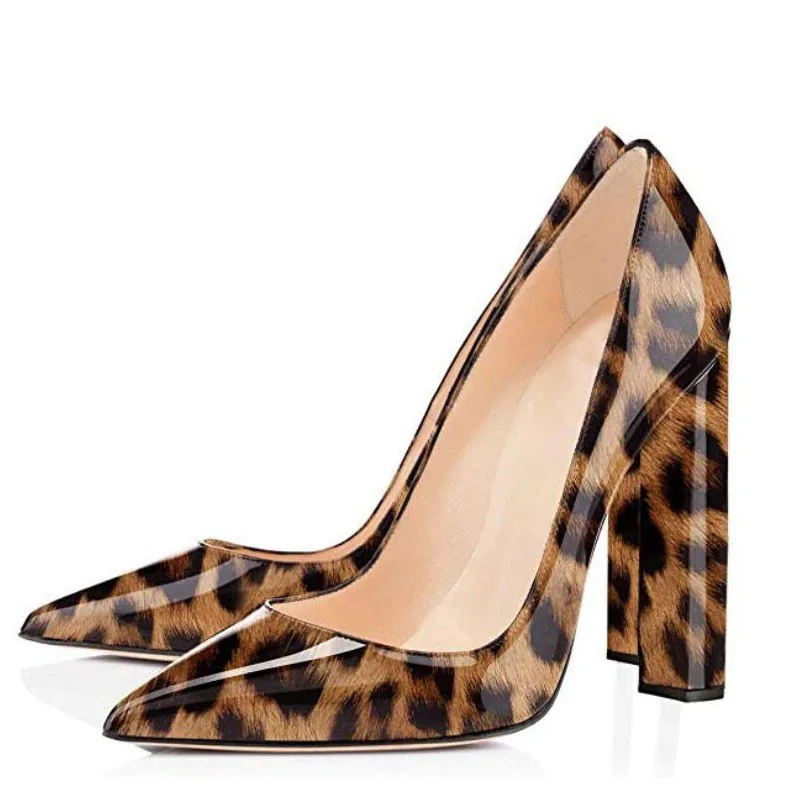 Women's large classic pointed thick high heels Sexy Leopard Print patent leather banquet heels for women ladies dress shoes 
Women's large classic pointed thick high heels Sexy Leopard Print patent leather banquet heels for women ladies dress shoes