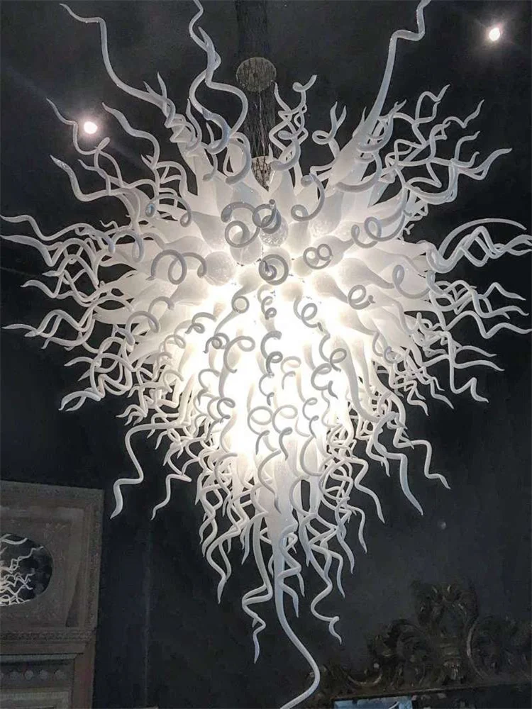 Nordic White Chandelier Home Decoration Luxury Aesthetic Wedding Style Ceiling Lights Hand Blown
Nordic White Chandelier Home Decoration Luxury Aesthetic Wedding Style Ceiling Lights Hand Blown