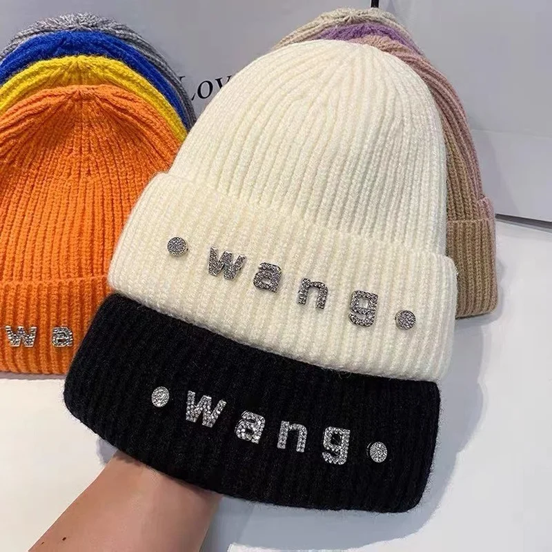 Autumn Winter Letter Rhinestone Decoration Knitted Hat Women Fashion Personality Beanies Cap Elastic Comfortable Wholesale
Autumn Winter Letter Rhinestone Decoration Knitted Hat Women Fashion Personality Beanies Cap Elastic Comfortable Wholesale