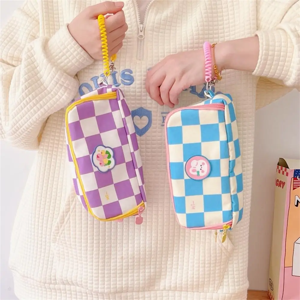 Stationery Box Dust-proof Easy Access Thick Checkerboard Pattern Pencil Pouch School Supplies 
Stationery Box Dust-proof Easy Access Thick Checkerboard Pattern Pencil Pouch School Supplies