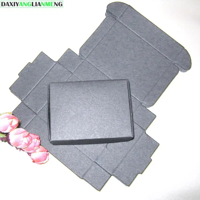 50pcs/lot 8x6x2.2cm Wedding Candy Chocolate Bakery Baking Cake DIY Soap Packing Gift Packaging Kraft Paper Box Event Party
50pcs/lot 8x6x2.2cm Wedding Candy Chocolate Bakery Baking Cake DIY Soap Packing Gift Packaging Kraft Paper Box Event Party