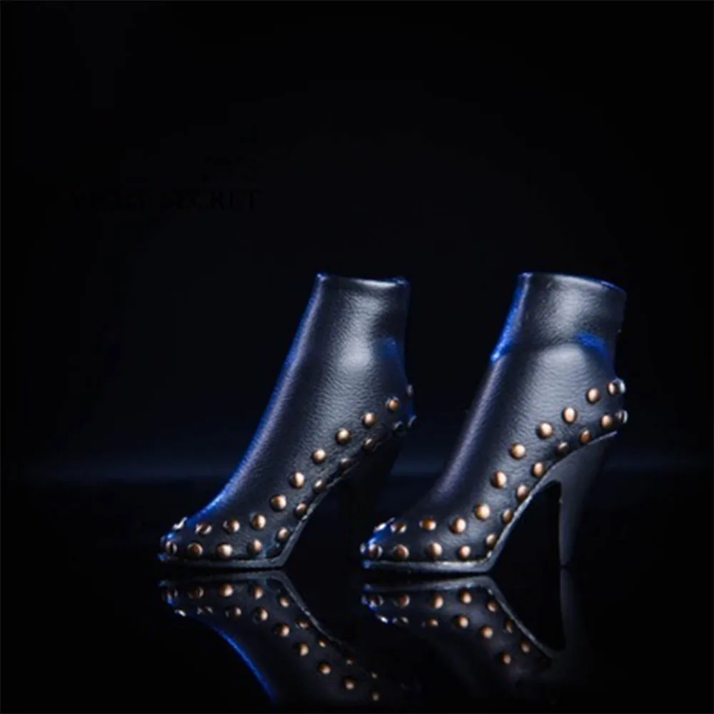 1/6 scale female soldier sexy rivet leather high heels model accessories for 12” action figure toy doll model
1/6 scale female soldier sexy rivet leather high heels model accessories for 12” action figure toy doll model