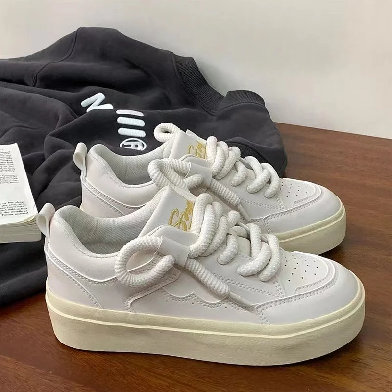 Bread shoes step on feeling super soft shoes spring 2023 new INS versatile women's shoes student casual sports board shoes
Bread shoes step on feeling super soft shoes spring 2023 new INS versatile women's shoes student casual sports board shoes