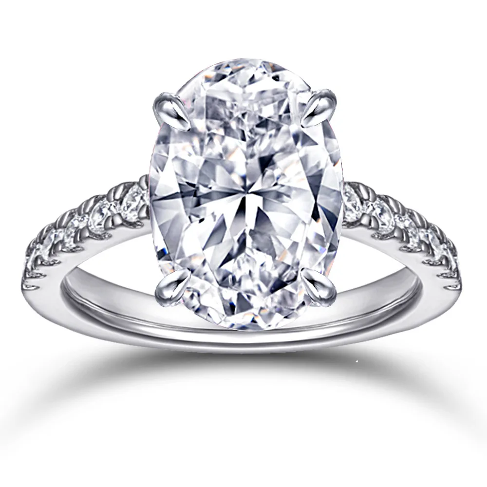 Обручальное кольцо из серебра 925 пробы с платиновым покрытием и имитацией муассанита 
Обручальное кольцо из серебра 925 пробы с платиновым покрытием и имитацией муассанита