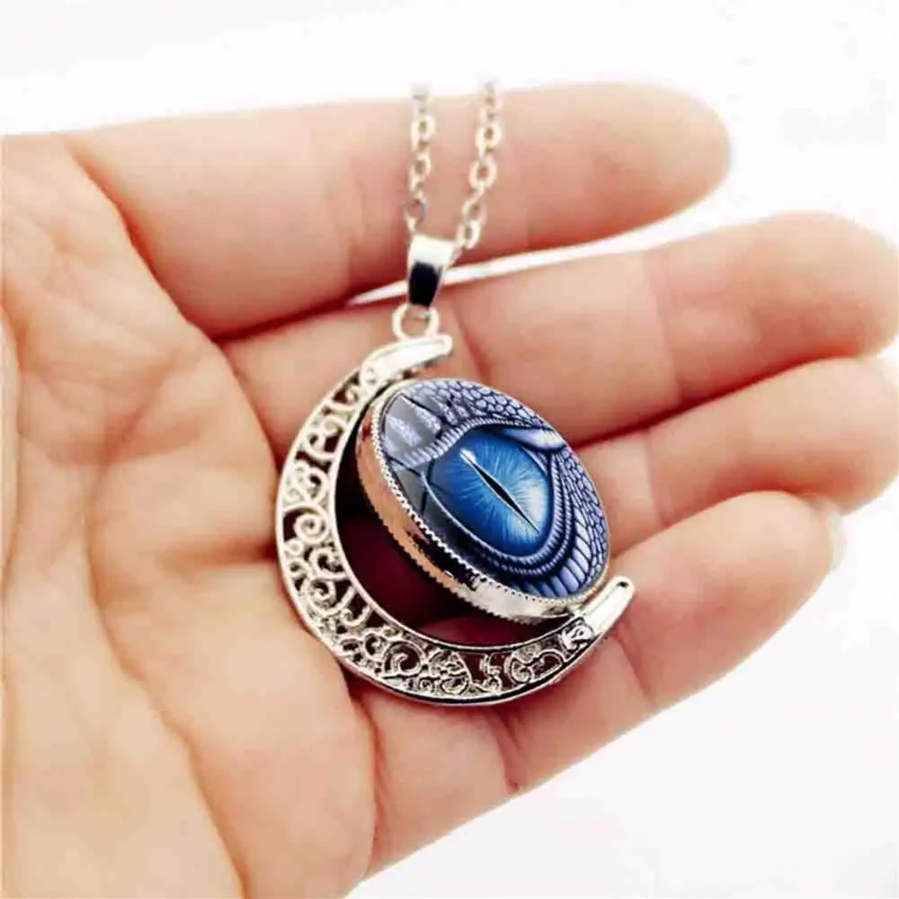 Pendant Jewelry Long Chain Necklace Unisex Rotate Round Dragon Eye Crescent Moon Jewelry
Pendant Jewelry Long Chain Necklace Unisex Rotate Round Dragon Eye Crescent Moon Jewelry