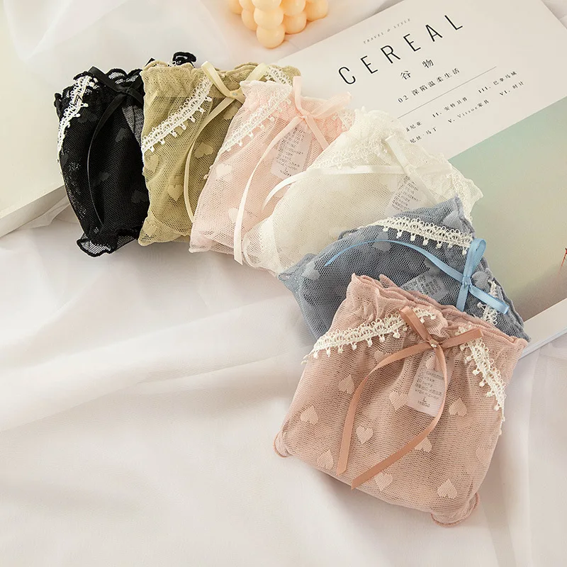 2022 Women's Sexy Lace Underwear Panties Girly Cute Heart Dot Ruffled Panties Elastic Thin Translucent Mid-waist Mesh Panties
2022 Women's Sexy Lace Underwear Panties Girly Cute Heart Dot Ruffled Panties Elastic Thin Translucent Mid-waist Mesh Panties