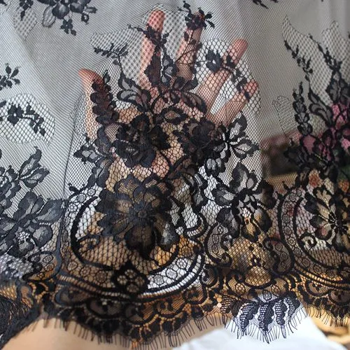 Soft Gauze, High-grade Small Bone Thread, Flower Eyelash, Lace, Clothing Fabric, DIY Wedding Veil Accessories
Soft Gauze, High-grade Small Bone Thread, Flower Eyelash, Lace, Clothing Fabric, DIY Wedding Veil Accessories