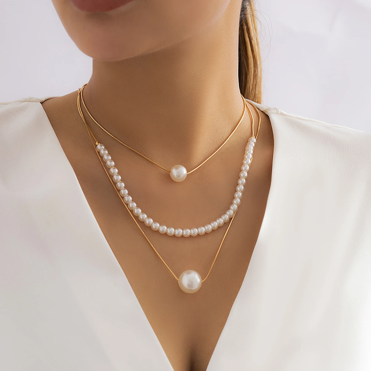 Vintage Elegant Simulated Pearls Choker Necklace For Women Trendy Classic Thin Snake Chain Multi Layer Collar Retro Jewelry Gift
Vintage Elegant Simulated Pearls Choker Necklace For Women Trendy Classic Thin Snake Chain Multi Layer Collar Retro Jewelry Gift