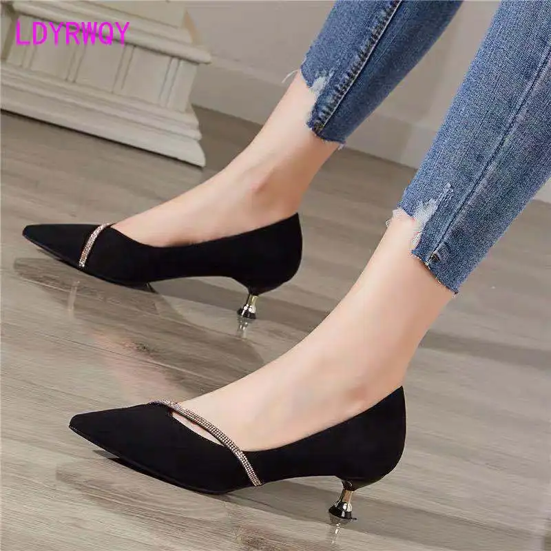

High heels, low heels, 3CM, French pointy, low heels, black, versatile middle heel