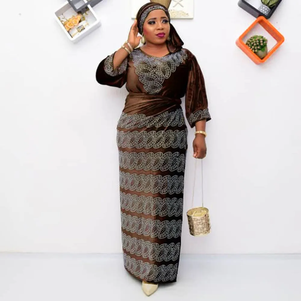 Dashiki Tranditional African Clothes for Women 3 Piece Top Skirt Headtie Sets Plus Size Velvet Long Maxi Party Dresses Outfits
Dashiki Tranditional African Clothes for Women 3 Piece Top Skirt Headtie Sets Plus Size Velvet Long Maxi Party Dresses Outfits