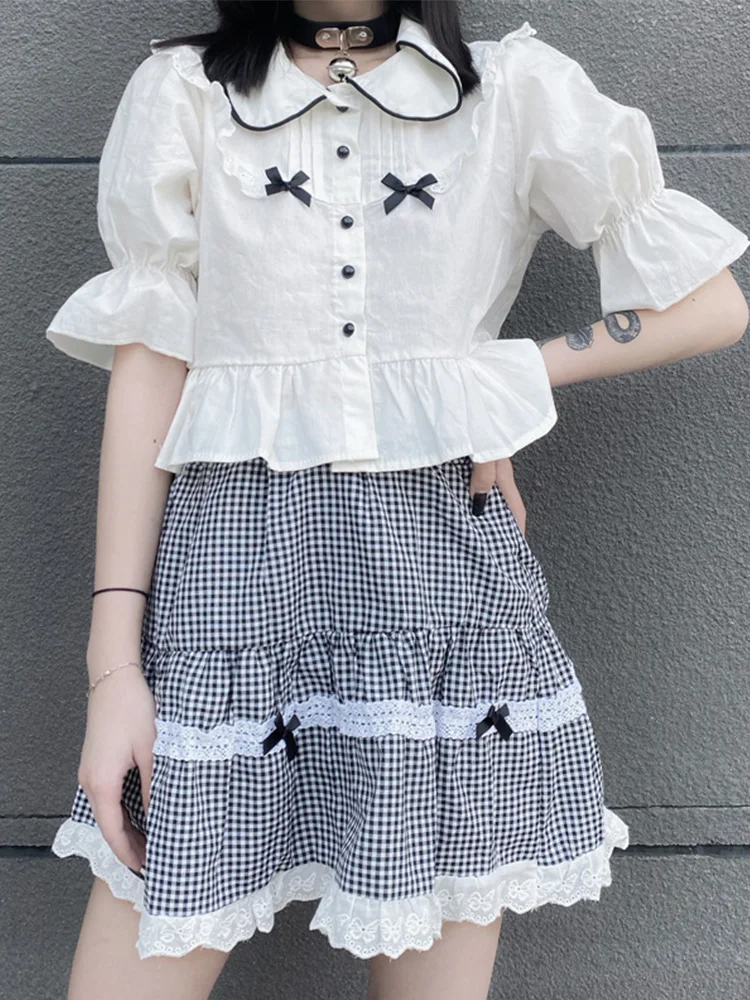 Korean Kawaii White Shirt Women Japanese Sweet Peter Pan Collar Bow Button Puff Sleeve Lolita Casual Shirt Soft Girl Crop Top
Korean Kawaii White Shirt Women Japanese Sweet Peter Pan Collar Bow Button Puff Sleeve Lolita Casual Shirt Soft Girl Crop Top