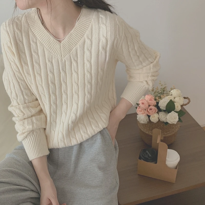 Winter Casual Women Twist Pullover Knitted Sweater Solid V-Neck Long Sleeve Jumper Vintage Embroidered Top Fall 2023
Winter Casual Women Twist Pullover Knitted Sweater Solid V-Neck Long Sleeve Jumper Vintage Embroidered Top Fall 2023