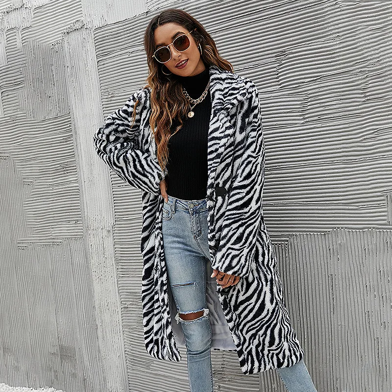 

Winter Thickening 2022 Zebra Print Horn Button Long Sleeve Long Coat with Lining Women Cloth Coat