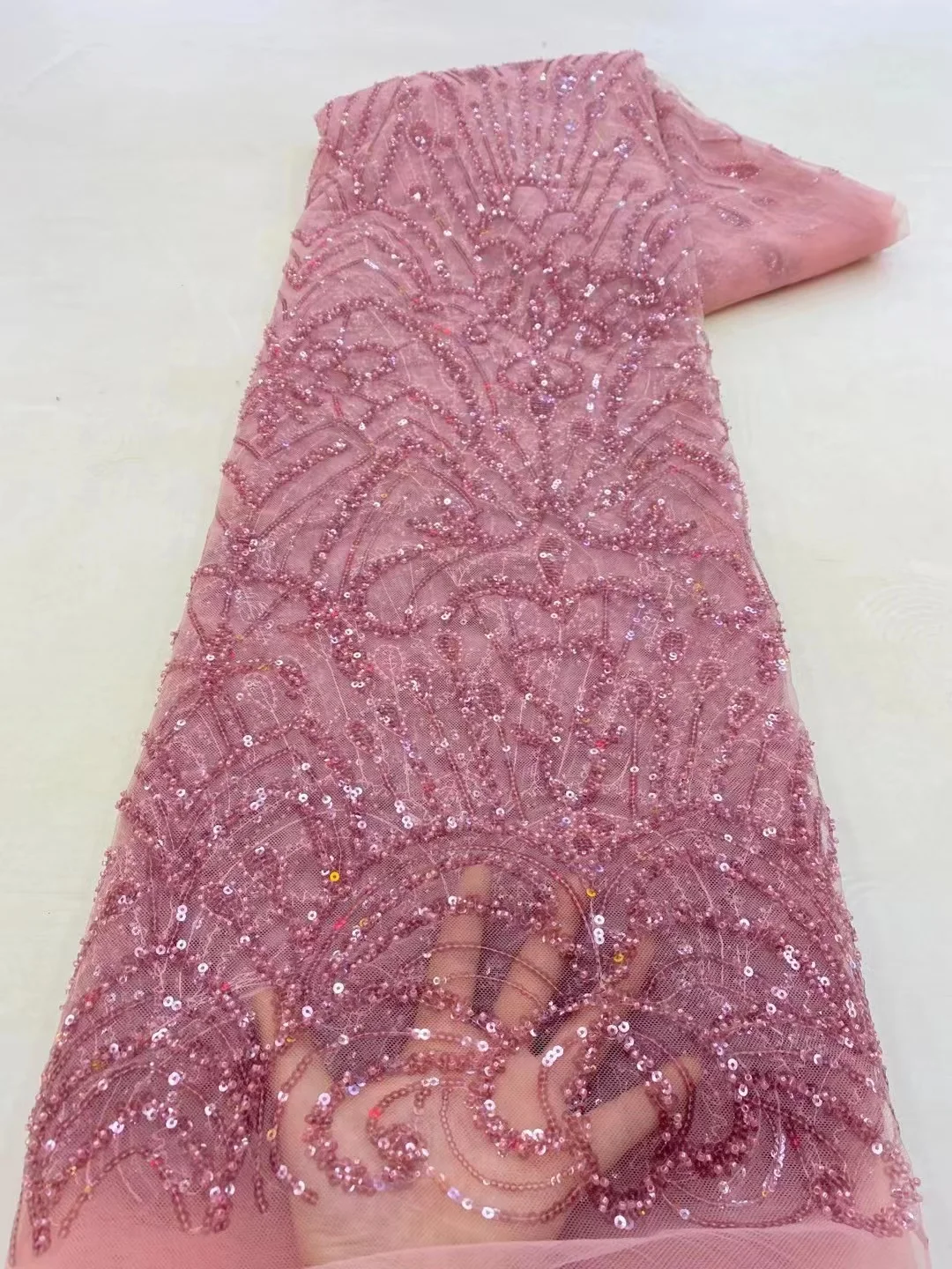 Latest Pink African Groom Sequins Lace Fabric High Quality 2023 Net Lace Nigerian French Lace Fabric For Party Wedding Dress
Latest Pink African Groom Sequins Lace Fabric High Quality 2023 Net Lace Nigerian French Lace Fabric For Party Wedding Dress